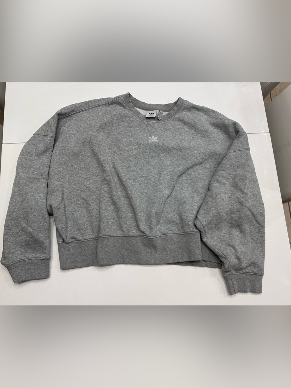 adidas Originals Women's Adicolor Essentials Cropped Fleece Crewneck Large